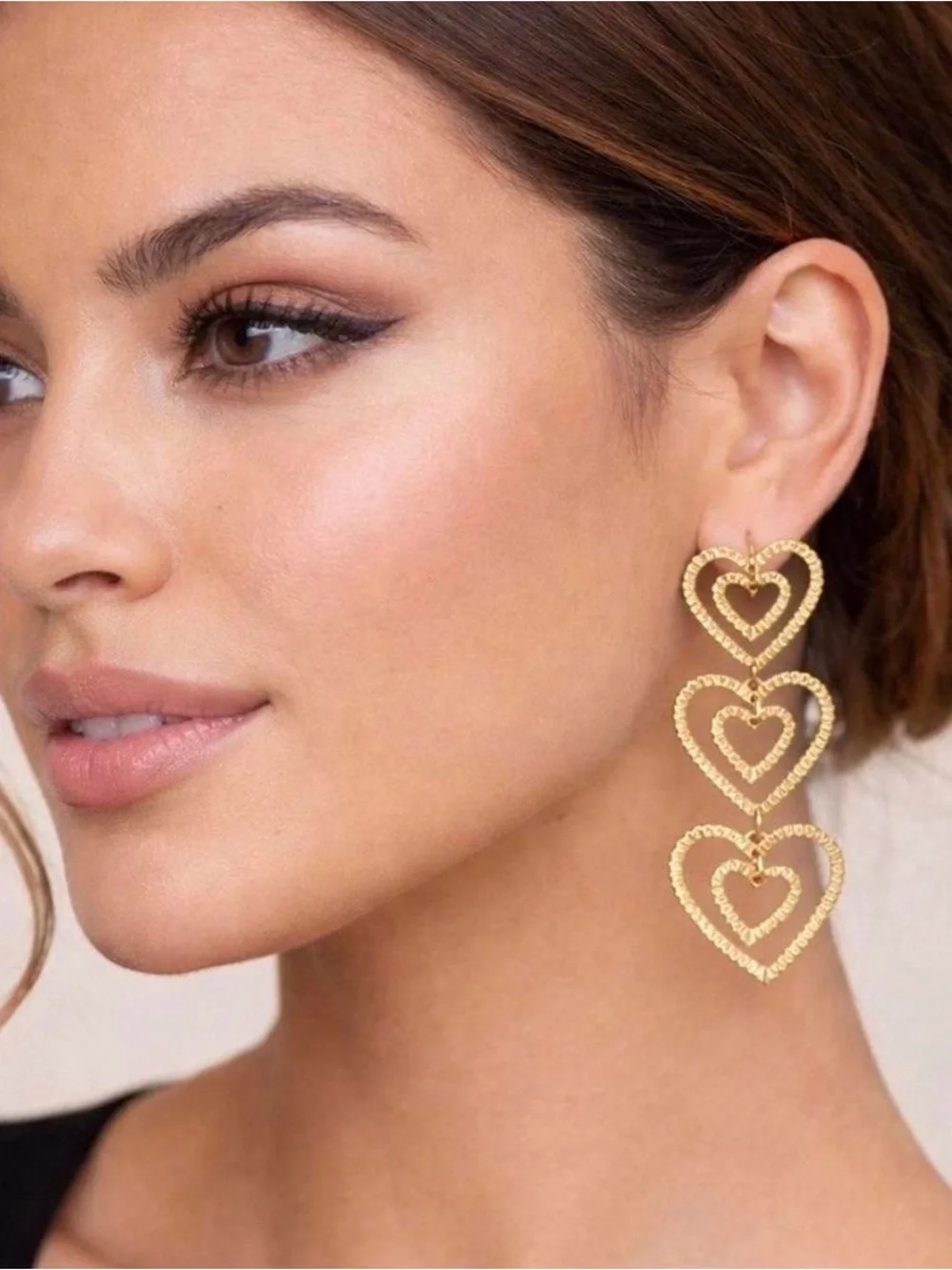 Bauble bar heart earring in Gold new